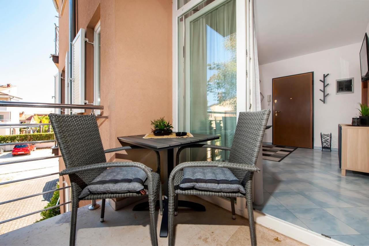 Apartment F&r Ii